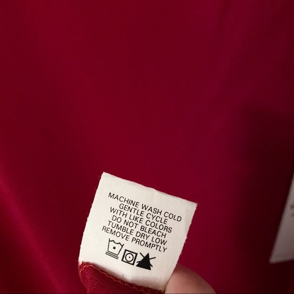 Three Eighty Two Ruby Red Blouse Size Large - Picture 8 of 8